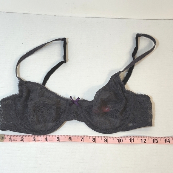 Cosmopolitan light Fantastic grey lace wire bra size (36)B - Picture 7 of 8